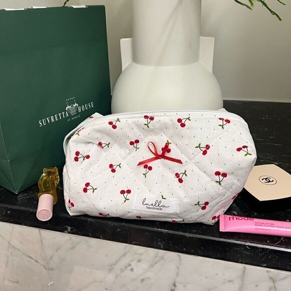 cute makeup bag - Picture 1 of 5